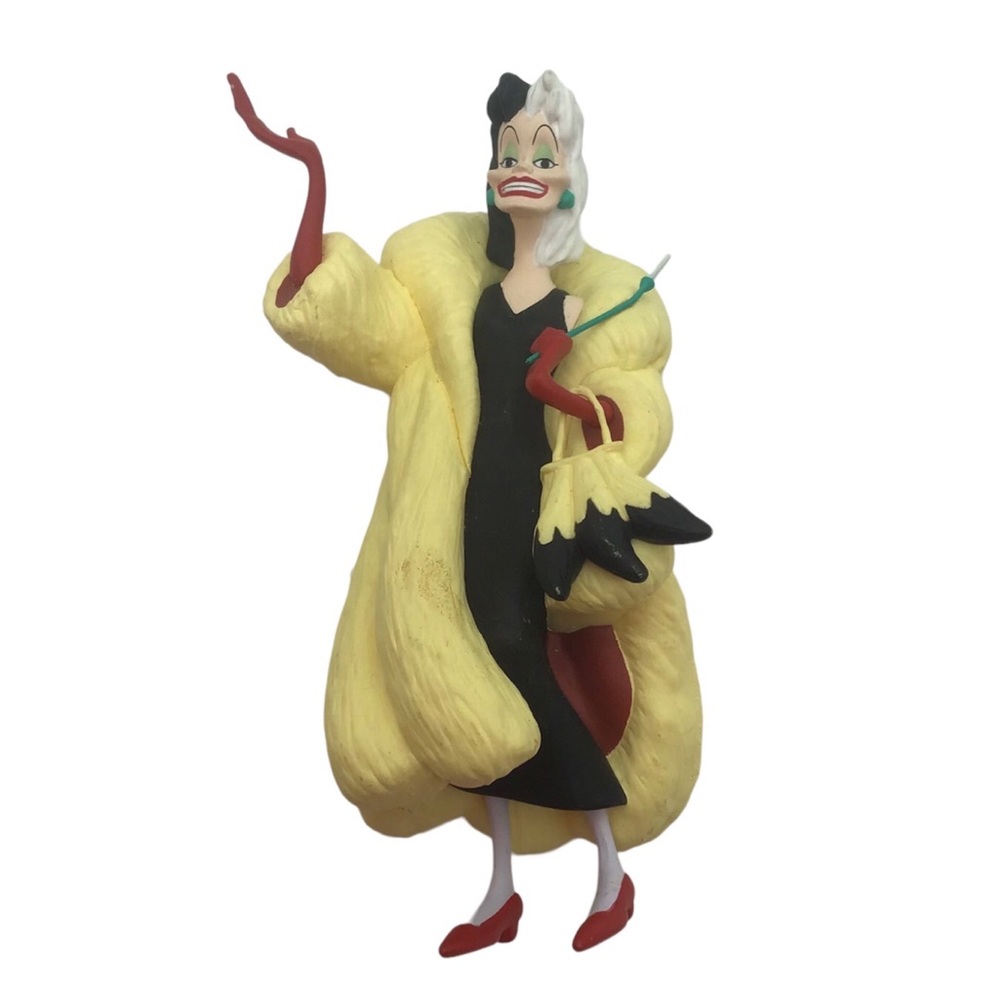 Hallmark Disney’s 1998 Unforgettable Villains- Cruella De Vil Christmas Ornament